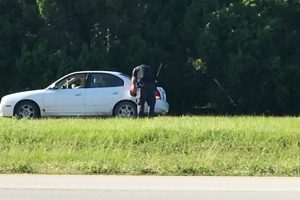 Sebastian police officer helps disabled motorist.