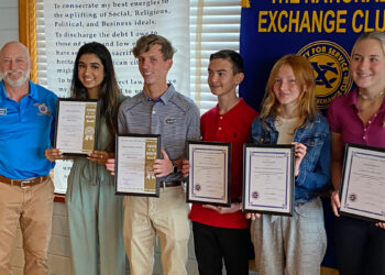 Pictured left to right: Sebastian Exchange Club Student Coordinator Adam Preuss, Zahra Qizilbash, Christopher Cheries, Amelia Pasqualone, Layla English and Hadleigh Brown