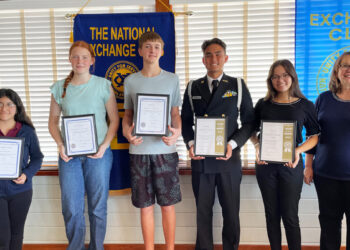 Pictured left to right: Paula Carrasco-Pazmino, Sophia Watford, Noah Doyle, Kai Edwards, Evelyn Castro with Sebastian Exchange Club Student Coordinator Kim Prado