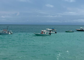 Boaters fishing near the North Jetty at the Sebastian Inlet (Sebastian Daily)